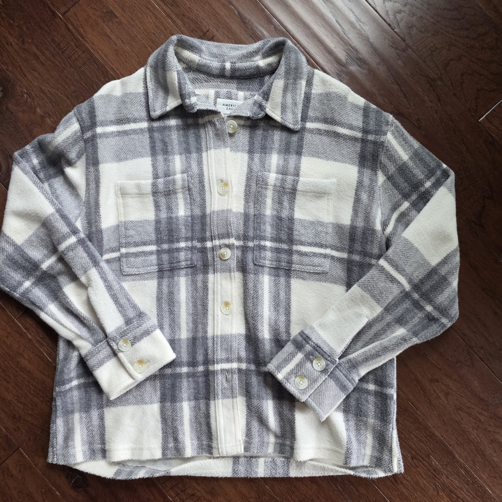 American Eagle Plaid Oversized Flannel Shirt Grey/White XS Excellent Condition - Picture 2 of 3